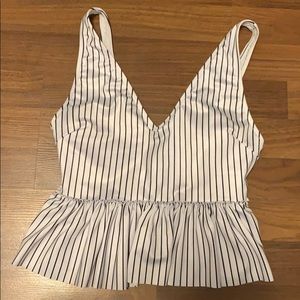 Kortni jeane v neck top small (see pictures)